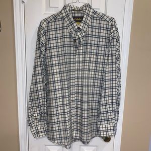 Cabela’s wrinkle free button down shirt